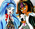 Cleo e Ghoulia no laboratório de ciências