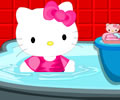 Organizando e limpando o banheiro da Hello Kitty